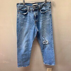 Levi's Premium Wedgie Straight Jeans Women's Size 29 Distressed Light Wash Denim
